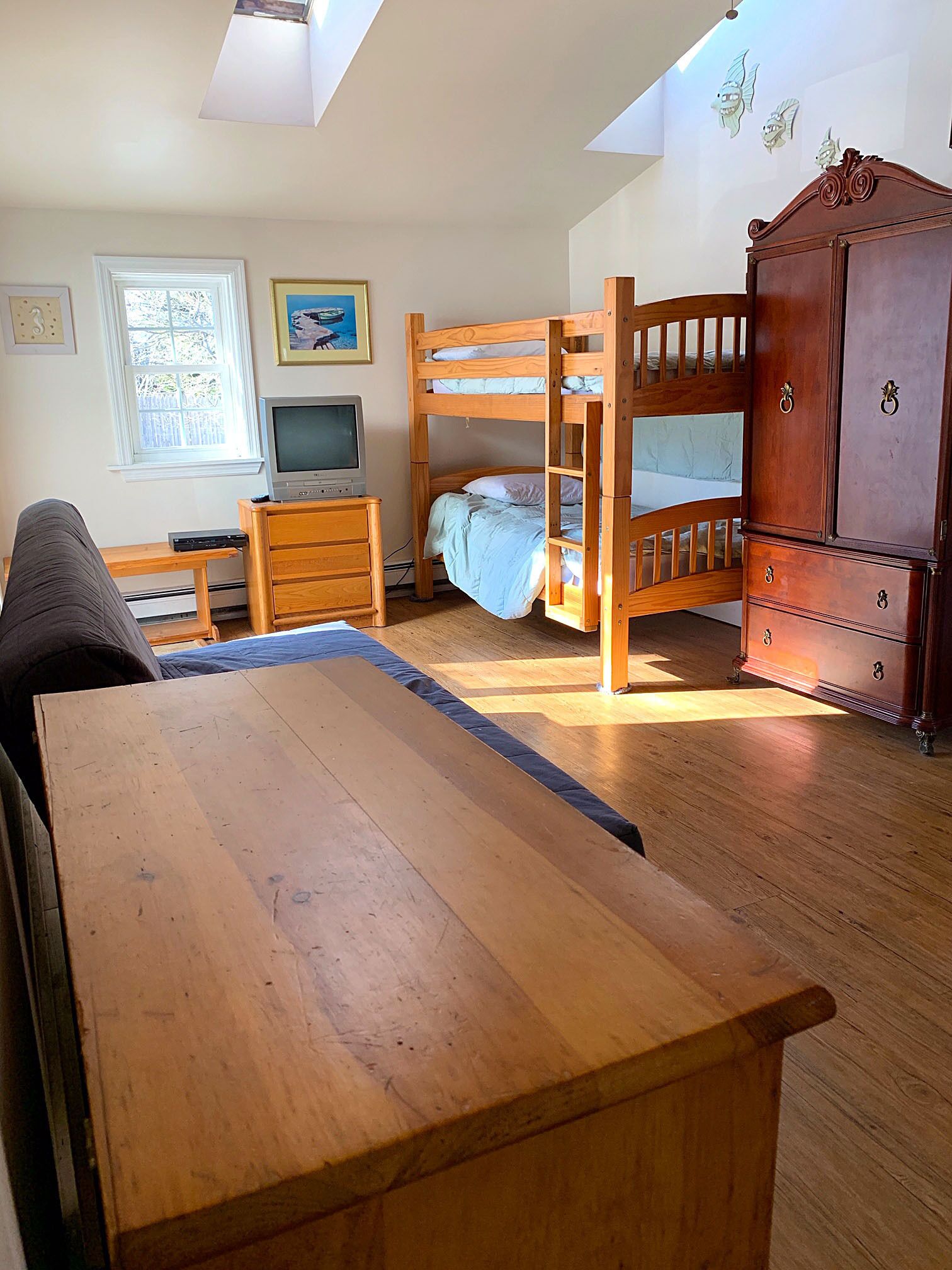 8 bedroom house available.Sleeps 16+!!