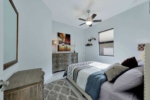 Unclassified image, 5 of 21, button