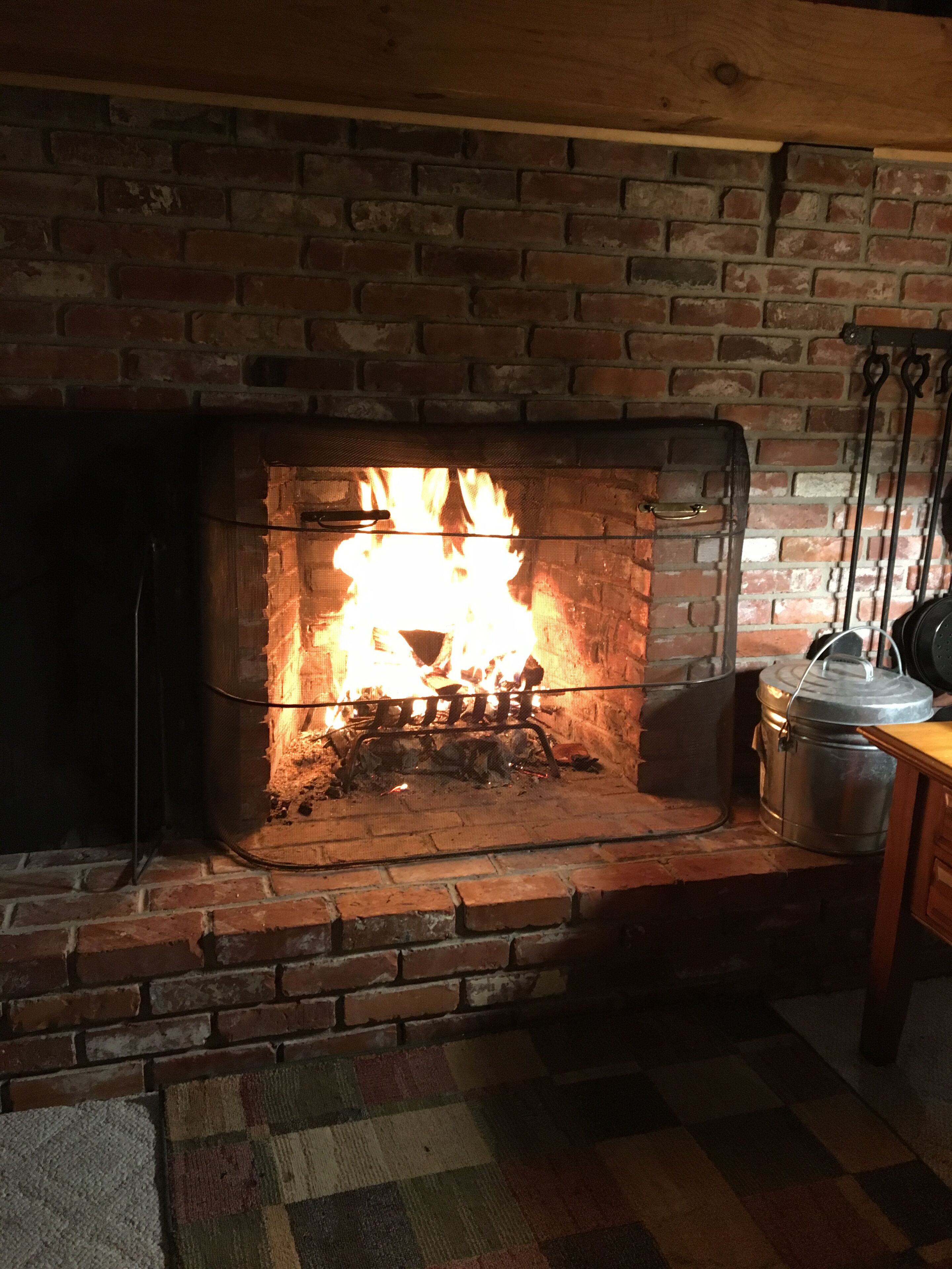 Woodland Pines, Bartlett. Close to winter and summer activitiesl