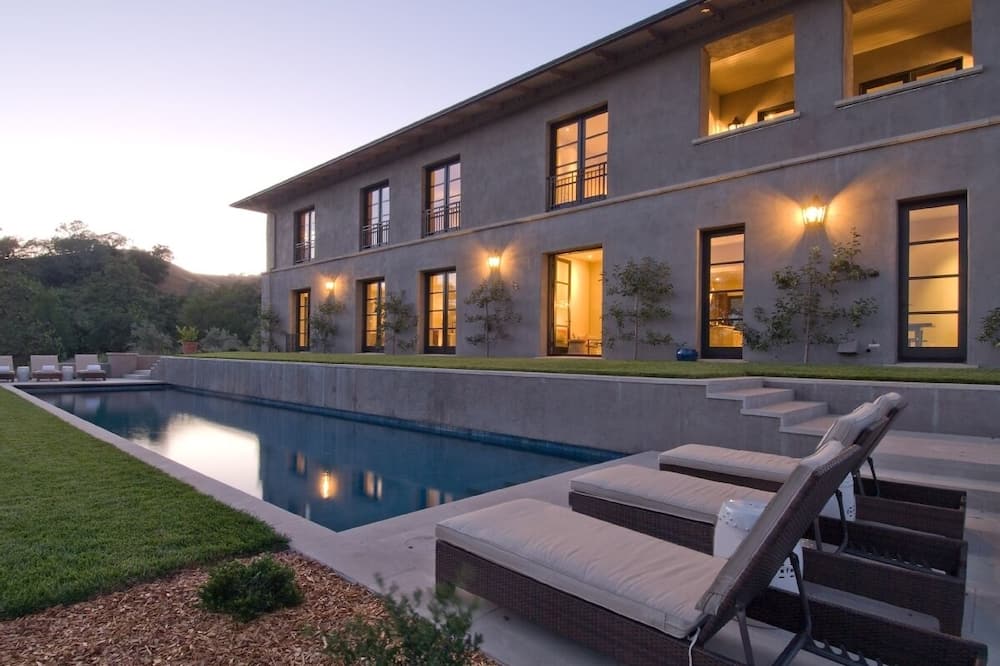 Palladian Villa on 100 Secluded Acres