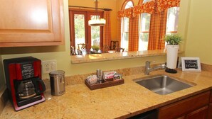 Unclassified image, 2 of 25, button - Beautiful 4- Bedroom Cottage (WITH X2 QUEEN BEDS IN EACH BEDROOM) overlooking the 9th Green at Pinehurst National No.9 (Pinehurst)