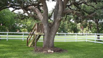 Enceinte de lâhĂ©bergement