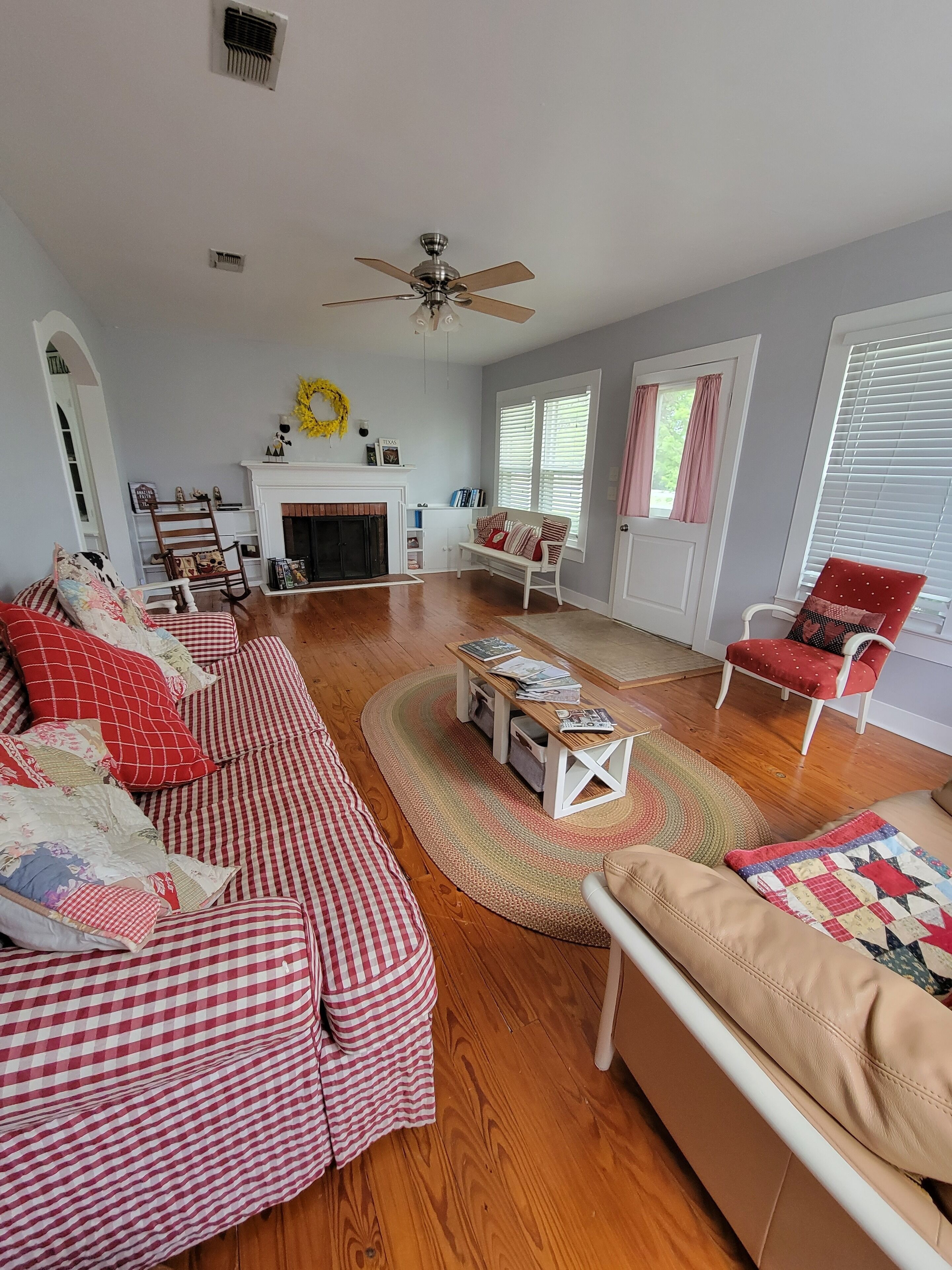 Beautiful hill country peace.