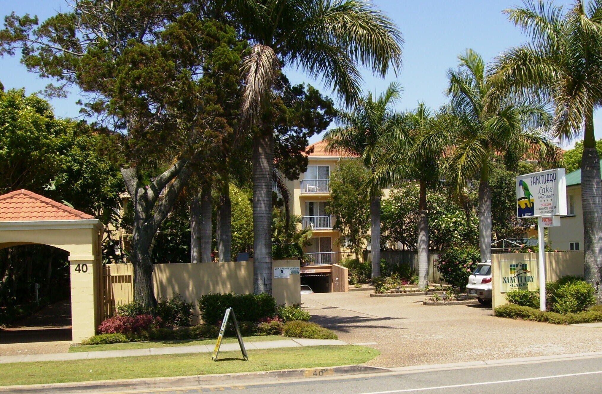 Currumbin Sanctuary No. 13 — image 19