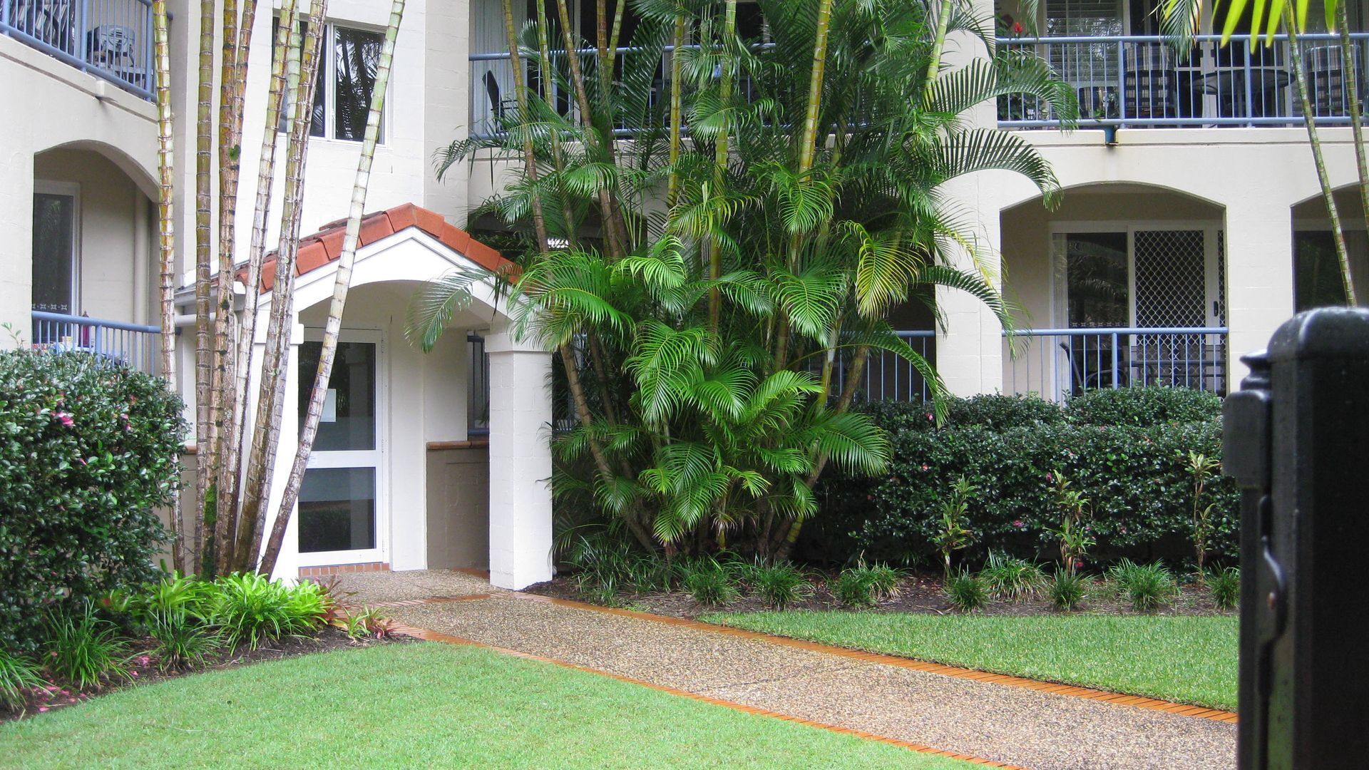 Currumbin Sanctuary No. 13 — image 20