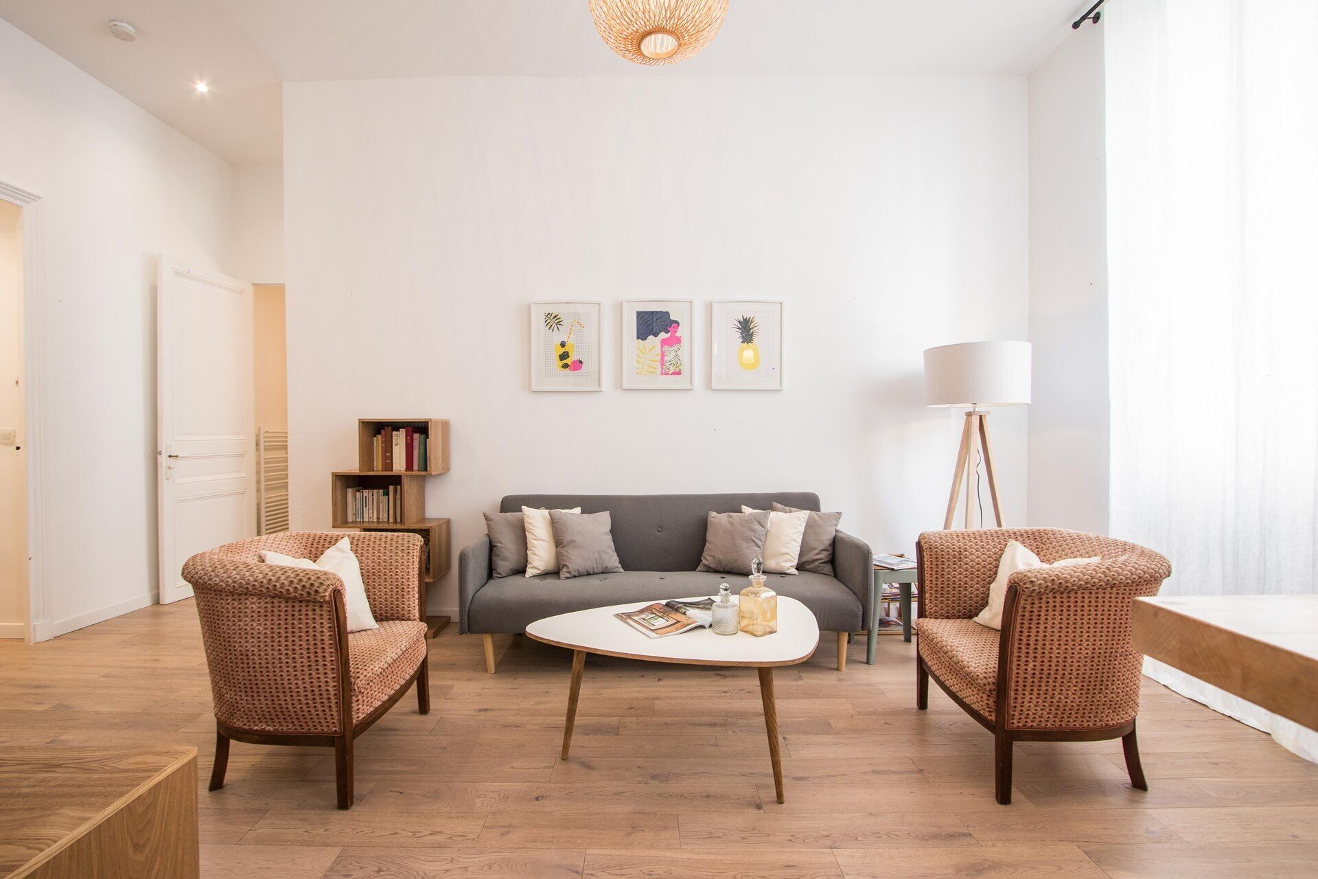 Bright Modern Apartment In Charming Cannes Old Town Near The Palais Des Festival