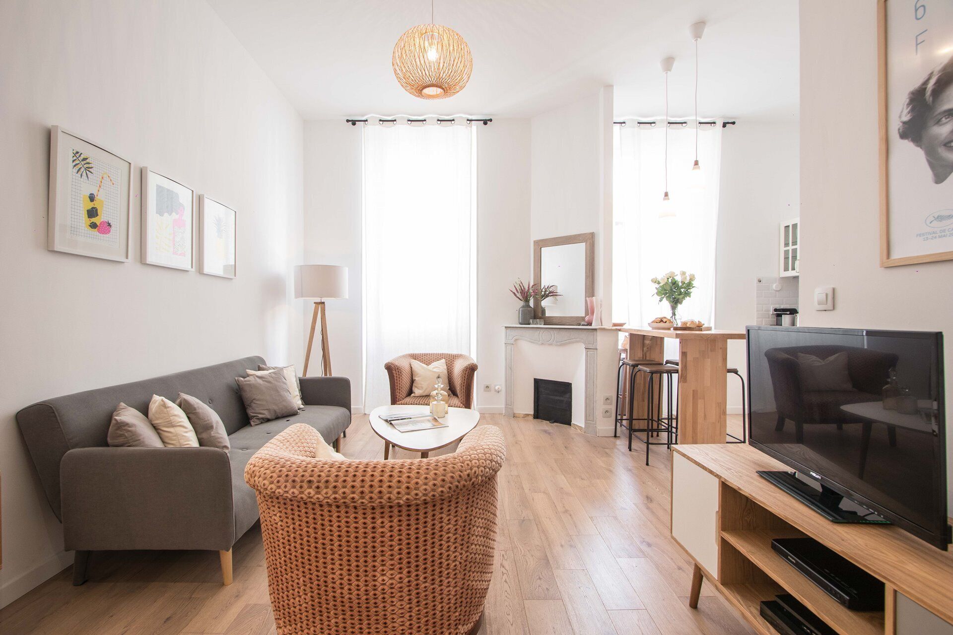 Bright Modern Apartment In Charming Cannes Old Town Near The Palais Des Festival