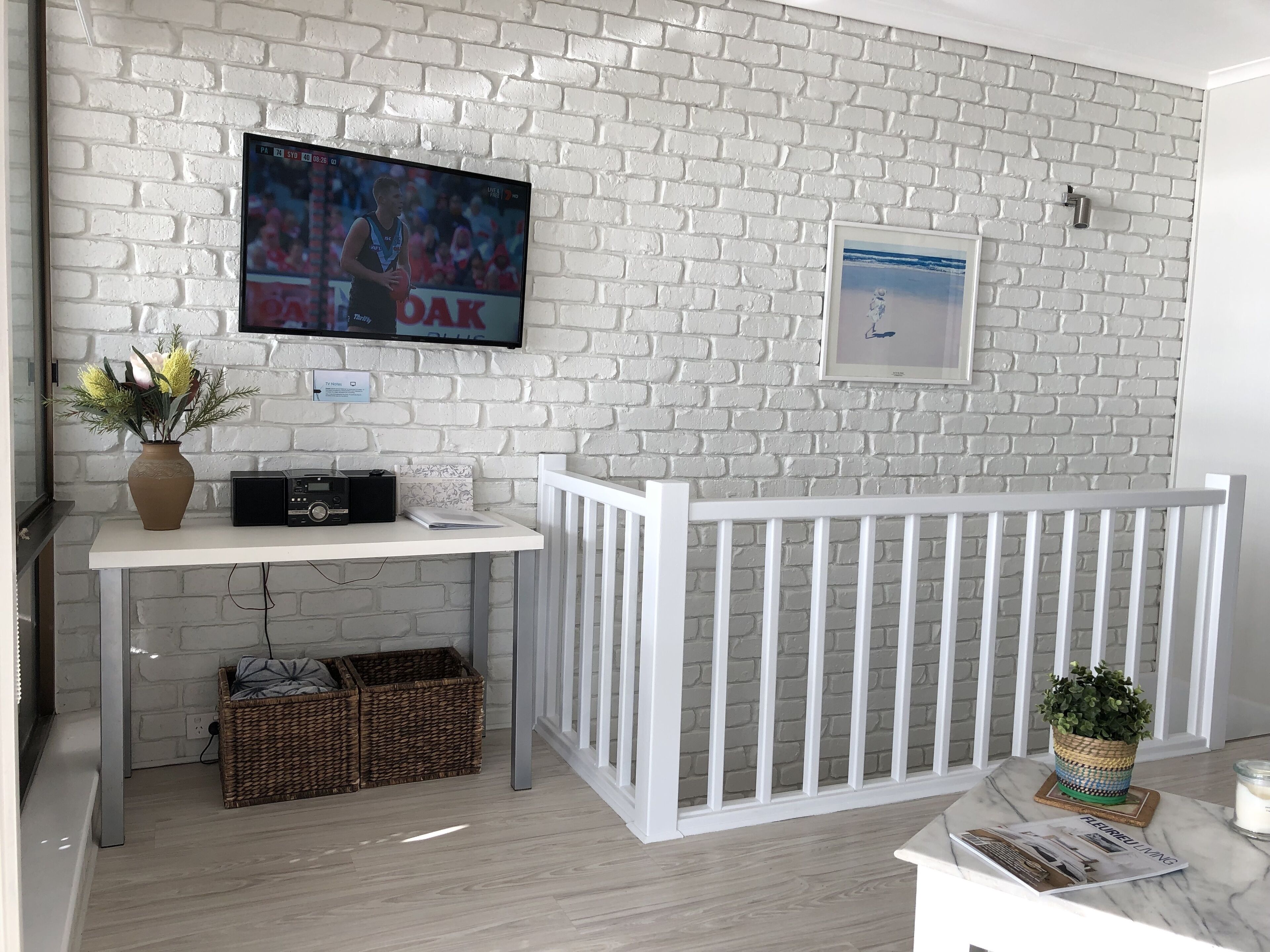 Beach House on The Esplanade Port Willunga. Sunsets and views. — image 2