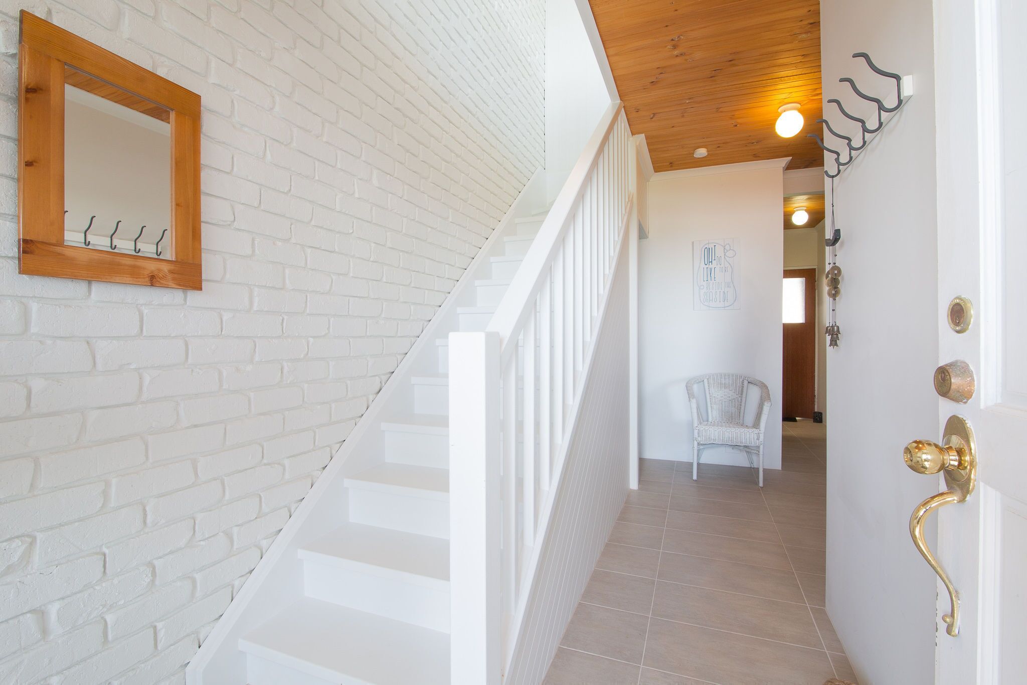 Beach House on The Esplanade Port Willunga. Sunsets and views. — image 4