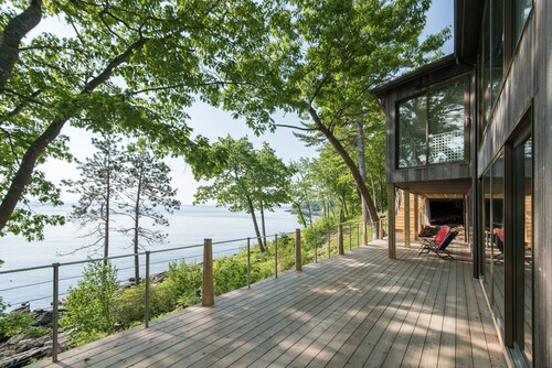 Windows on the Ocean : Penobscot Bay Contemporary 