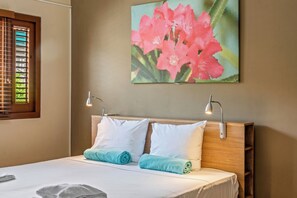 2 bedrooms, in-room safe, iron/ironing board, travel cot