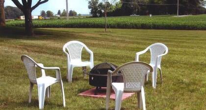 All Seasons Country Home, Close to Lake Erie Activities