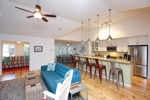Smart TV, fireplace, DVD player, books