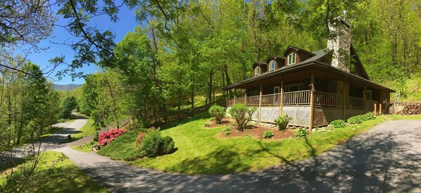 المنشأة من الخارج