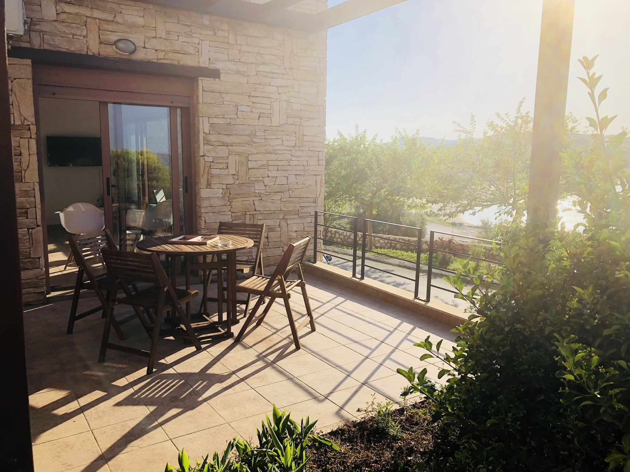 Harbour Point Apartment 