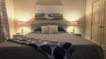 2 bedrooms, desk, iron/ironing board, travel cot