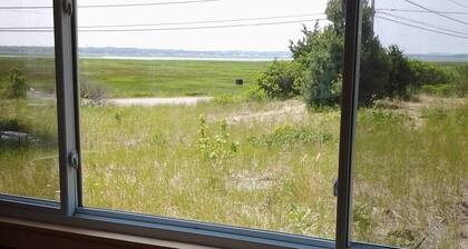 Wöchentliche Vermietung Kürzlich renoviert, Privatstrand und atemberaubende Aussicht