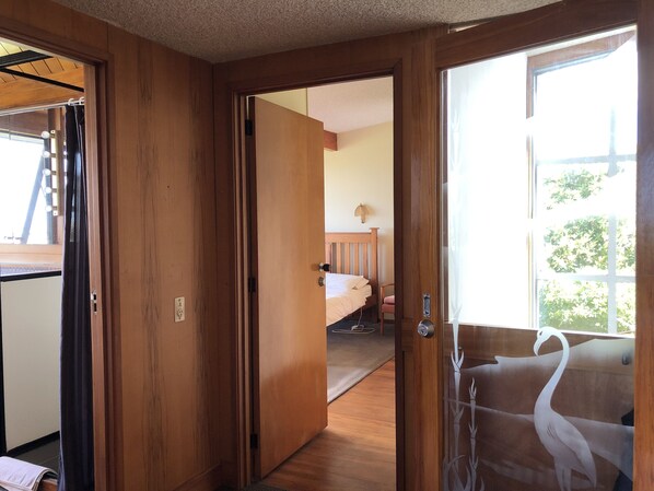 2 dormitorios, tabla de planchar con plancha, wifi y ropa de cama