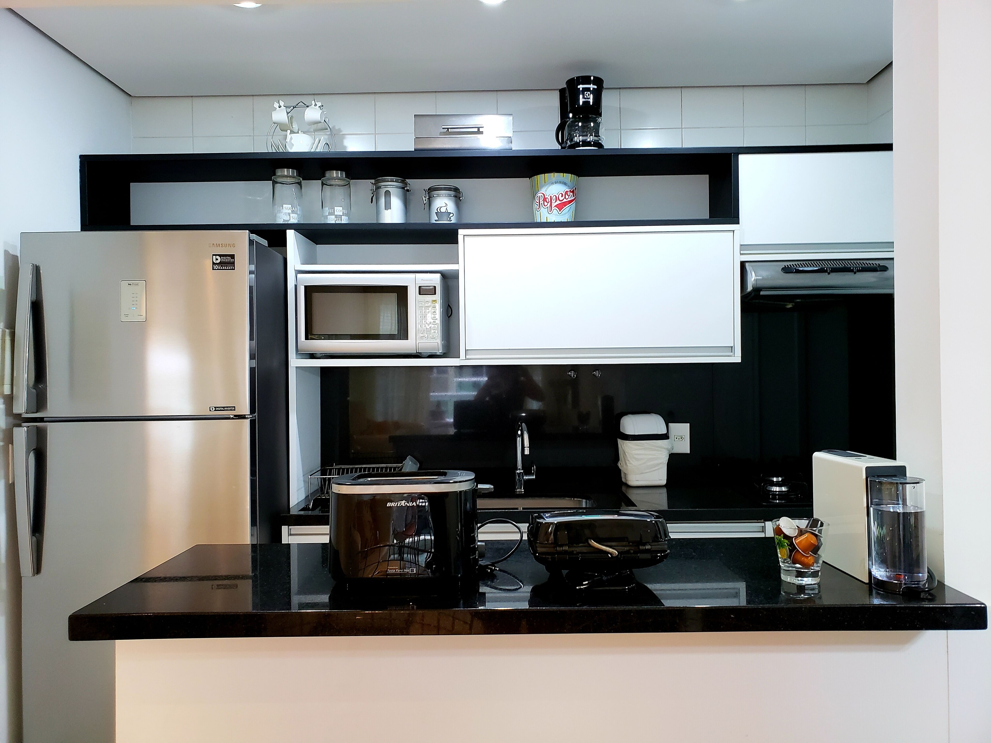 BEAUTIFUL FIT WITH AIR CONDITIONING IN ALL ENVIRONMENTS-RESORT ISLAND MADEIRA-6 P