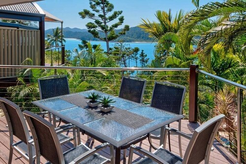Cooinda Gardens 1, Beautiful Apartment on Hamilton Island