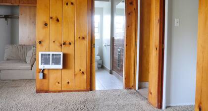 By the Lake apartement