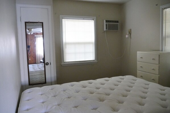 1 bedroom, Internet, bed sheets