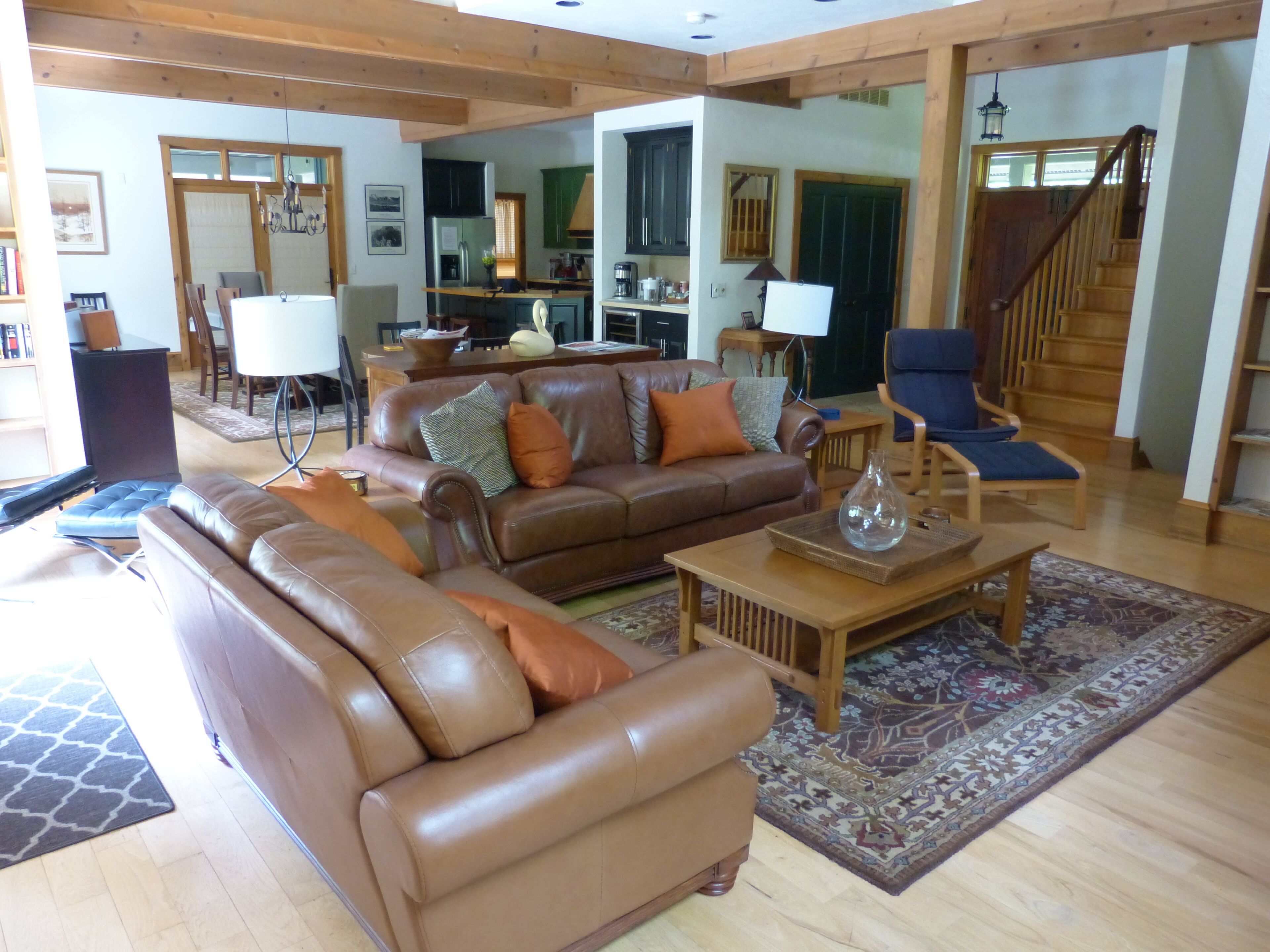 Paula's Folly: quiet upscale home with fantastic views of the Galena Territory.