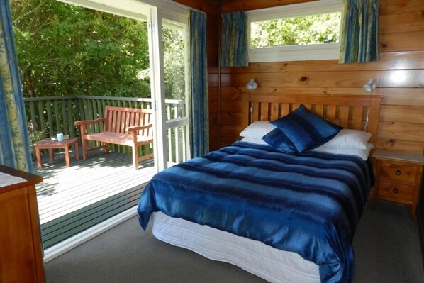 2 bedrooms, iron/ironing board