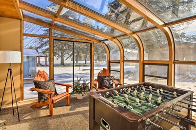 4 Season, Waterfront Houghton Lake House w/ Dock!