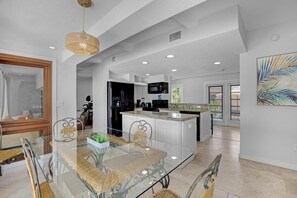 Dining - Bayhouse Home with Beach & Open Water Views! Amazing Sunsets! (Key Largo)