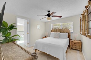 3 bedrooms, internet - Bayhouse Home with Beach & Open Water Views! Amazing Sunsets! (Key Largo)