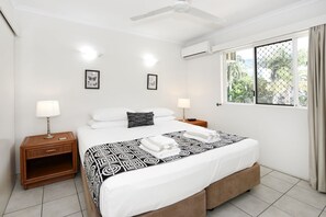 1 chambre, fer et planche à repasser, Wi-Fi gratuit, draps fournis