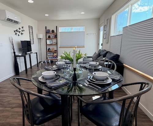 Modern Carriage House in Prospect - America's Coolest Neighborhood