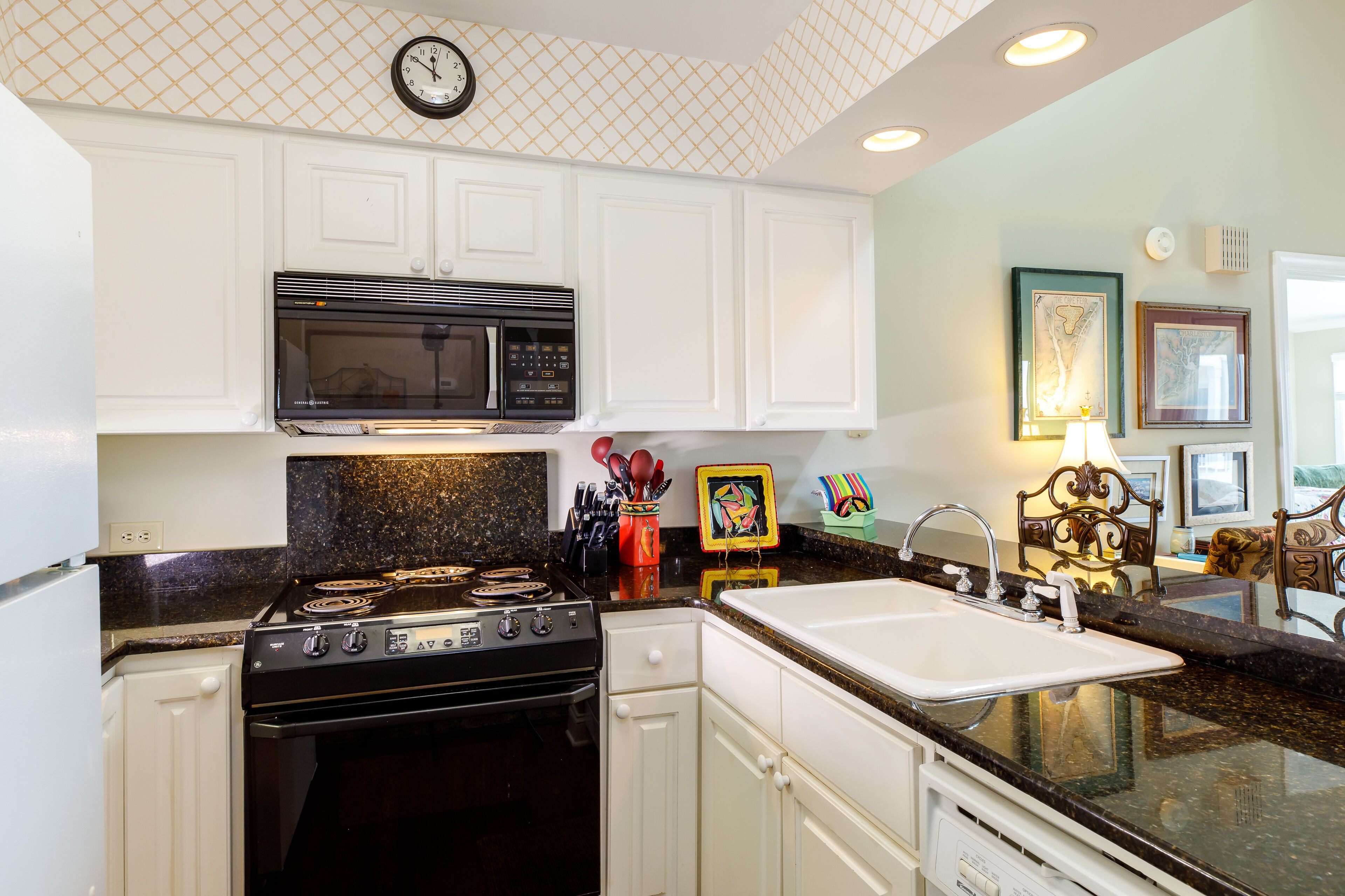 Newly Renovated Villa with Golf ,Lagoon and Ocean Views Includes Amenity Cards