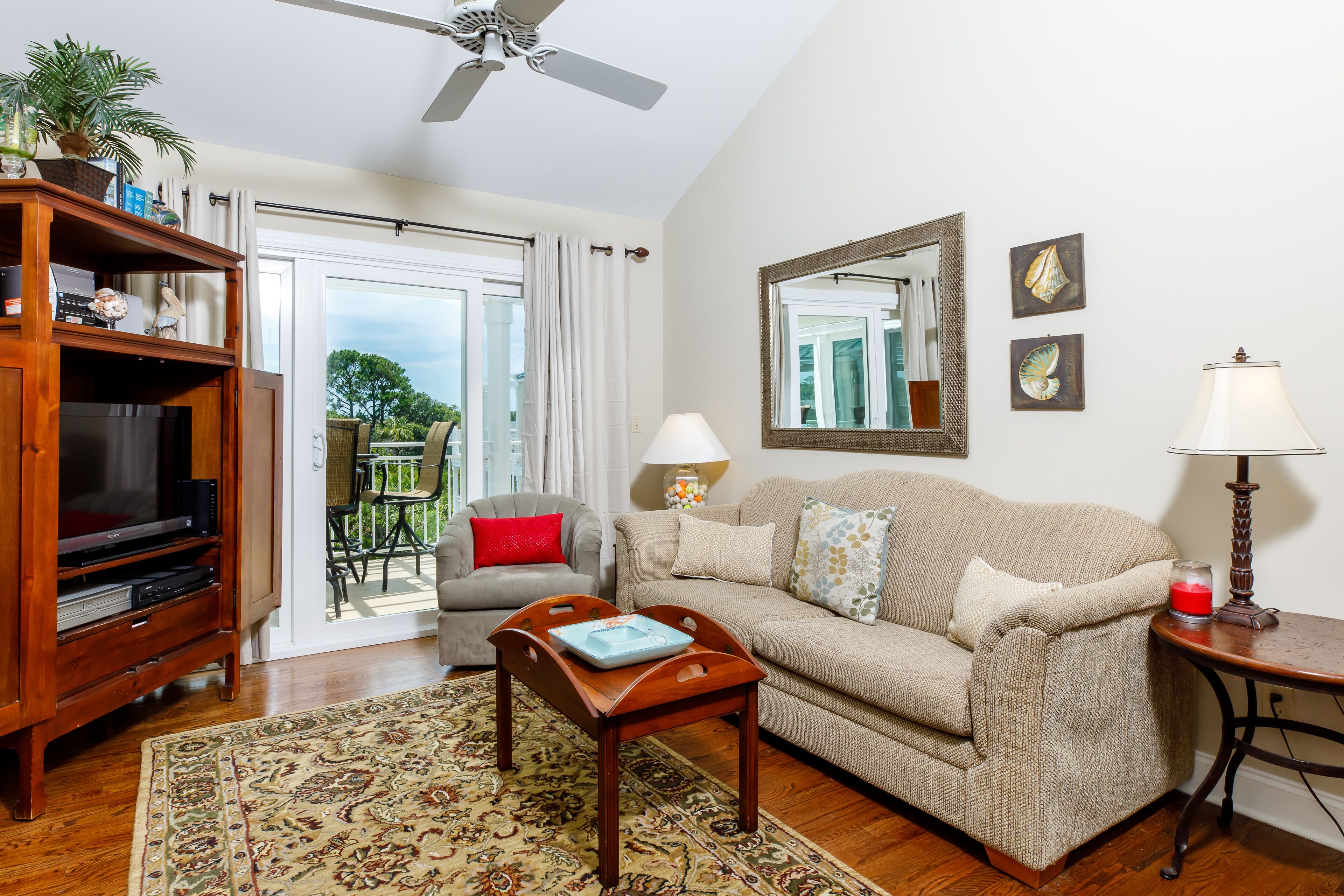 Newly Renovated Villa with Golf ,Lagoon and Ocean Views Includes Amenity Cards