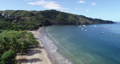 Casa Luarca. Beach front villa with private pool surrounded by tropical gardens