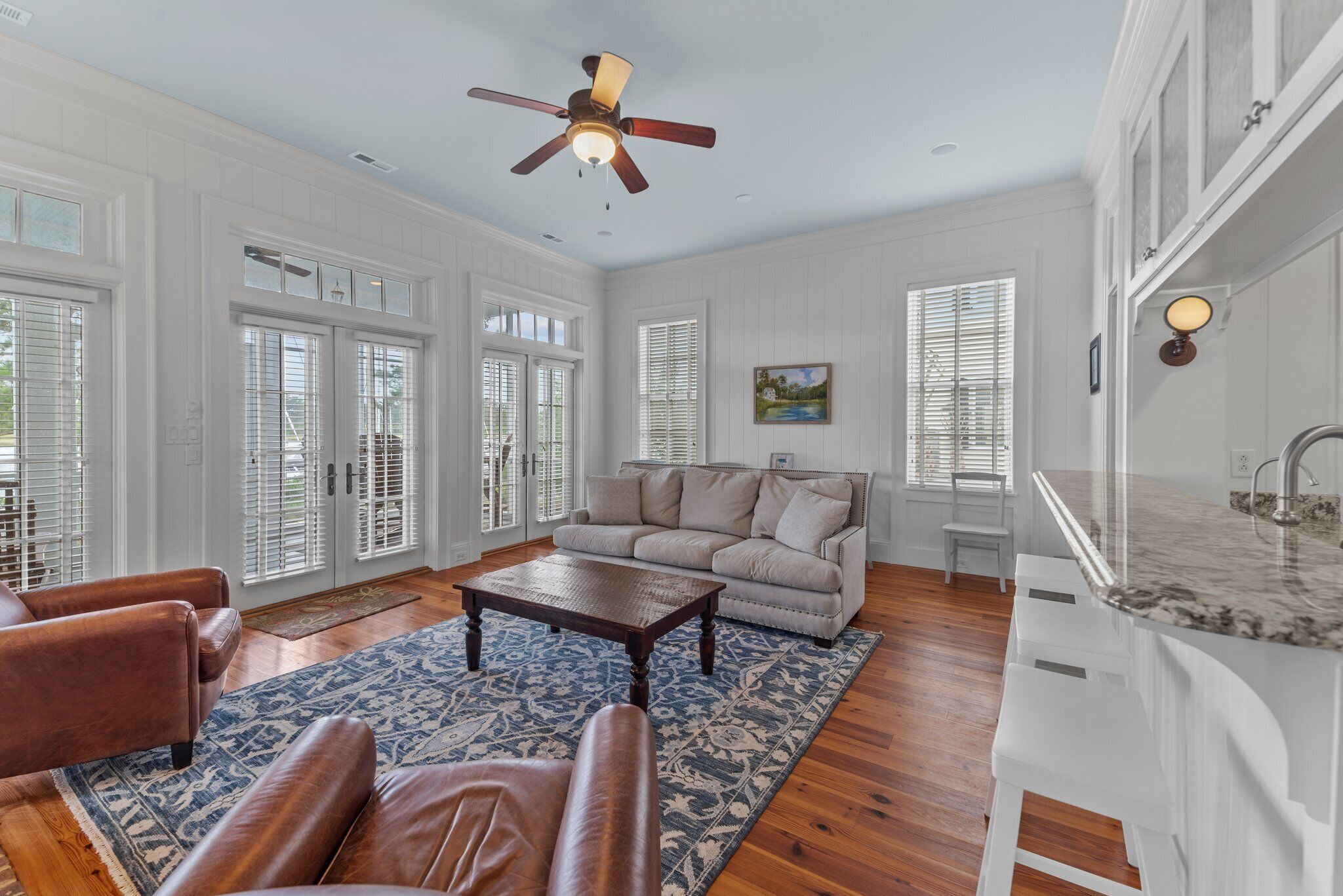 Sunnyside 6 - Beautiful Harborside retreat!