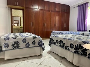 6 bedrooms, iron/ironing board, free WiFi, bed sheets - Chácara Inribas accommodation and events - Goiânia - GO. (Goiânia)