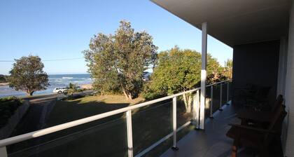 Beachfront 3 - short walk to beach