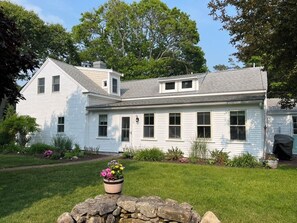 Exterior - Gently Remodeled Antique Great for 2 or 3 Families - 7/10ths to Beach (West Harwich)