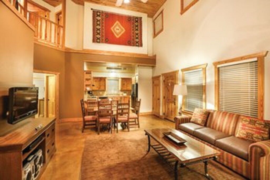 Visit the award-winning Schlitterbahn Waterpark Resort!