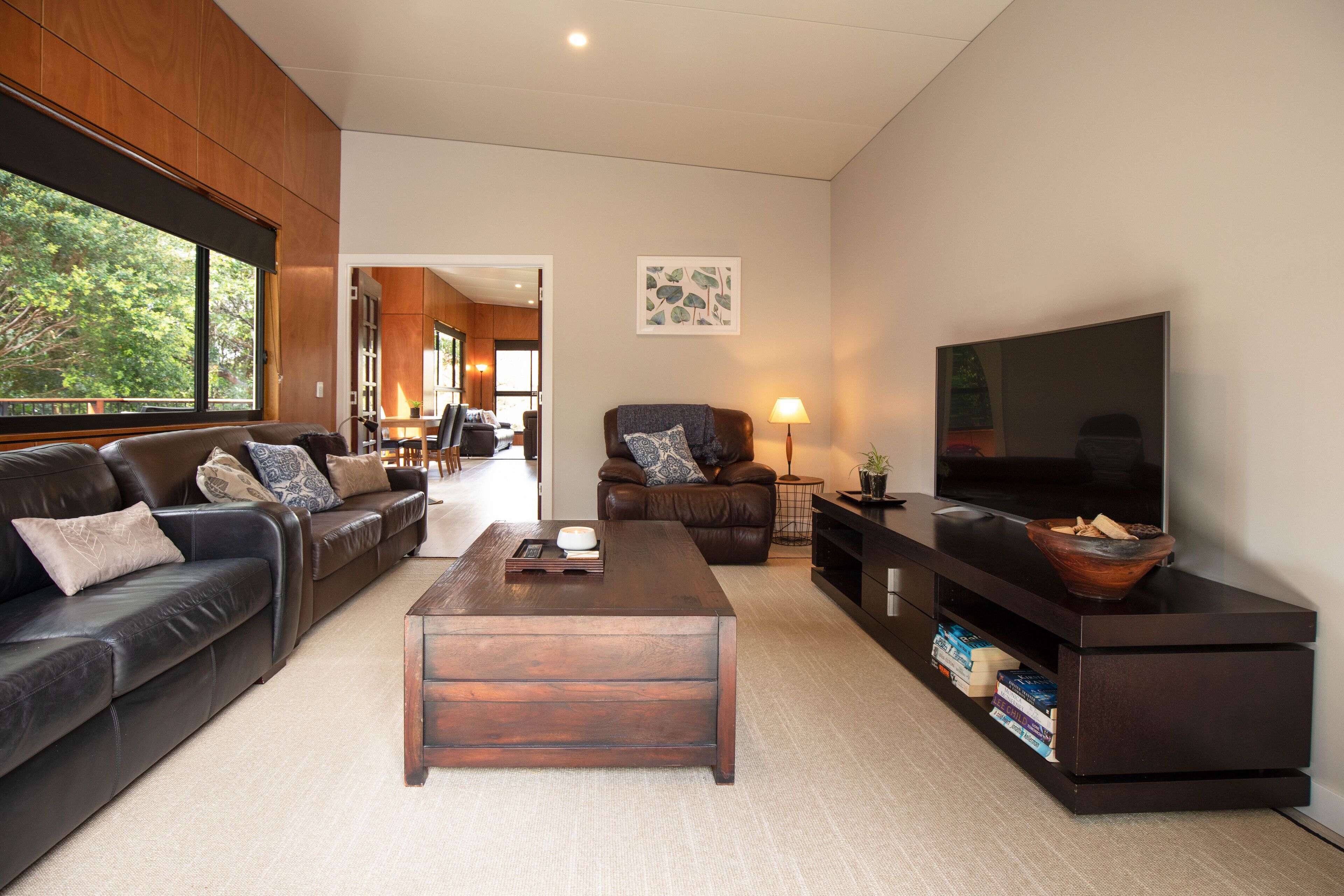 Luxury, Comfort and Convenience in the Rainforest. Pet friendly.