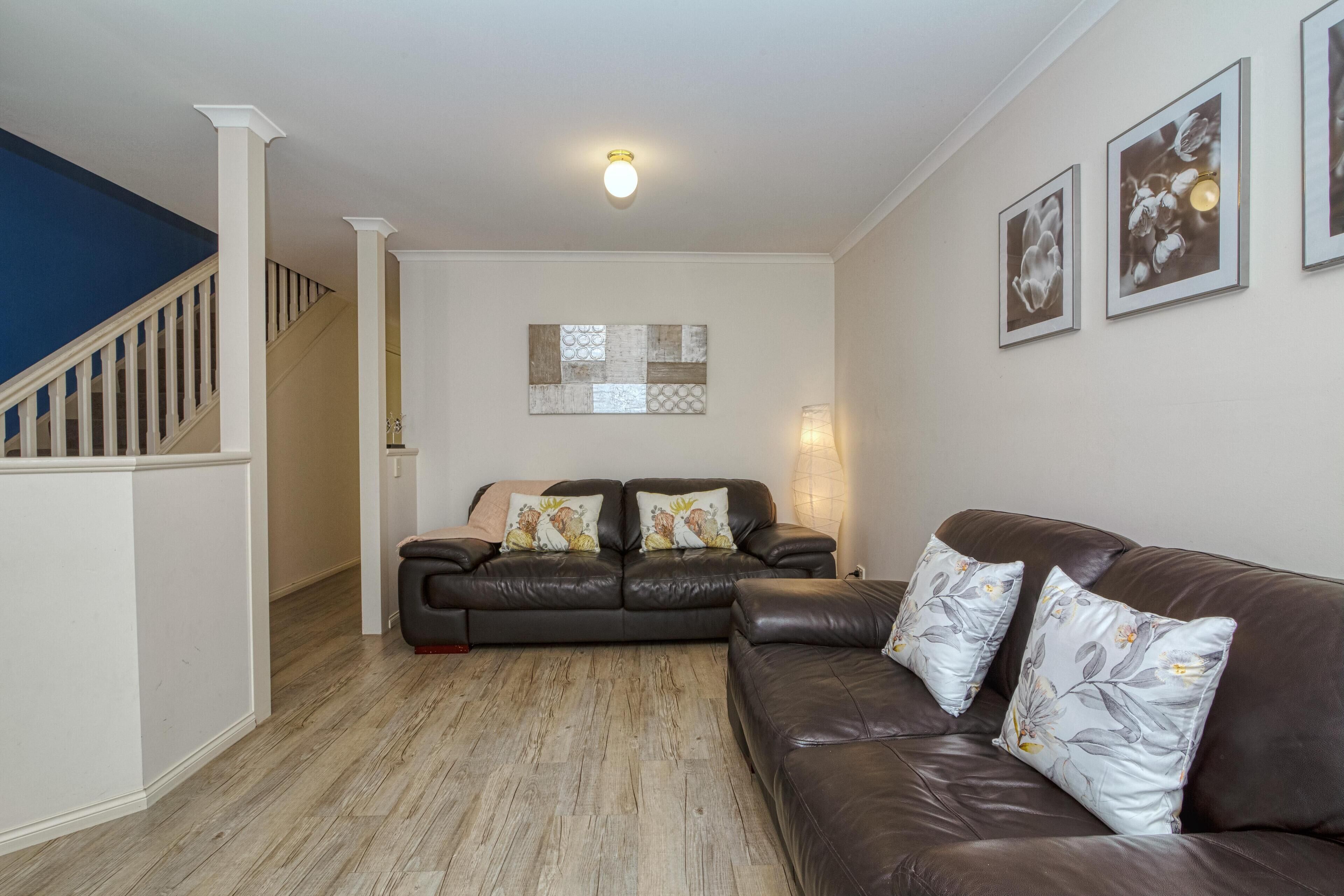 The Lighthouse ~ Port Willunga - Cosy Coastal Townhouse in Port Willunga — image 14