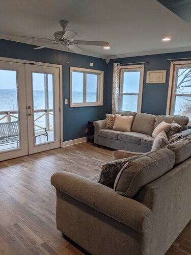 Lake Ontario Vacation Property in the Greater Niagara Region