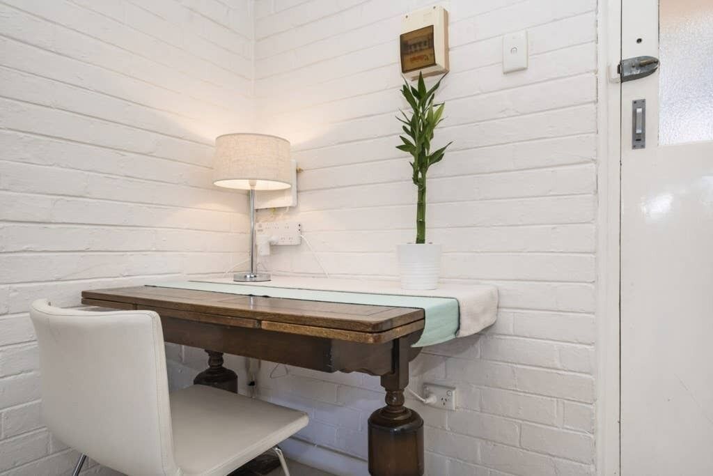 30 Terrace Rd Light Bright one bedroom River View