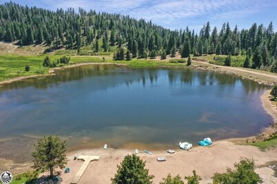 PinecrestAreaRentals #10 Book 2 nights get 3rd free in March.