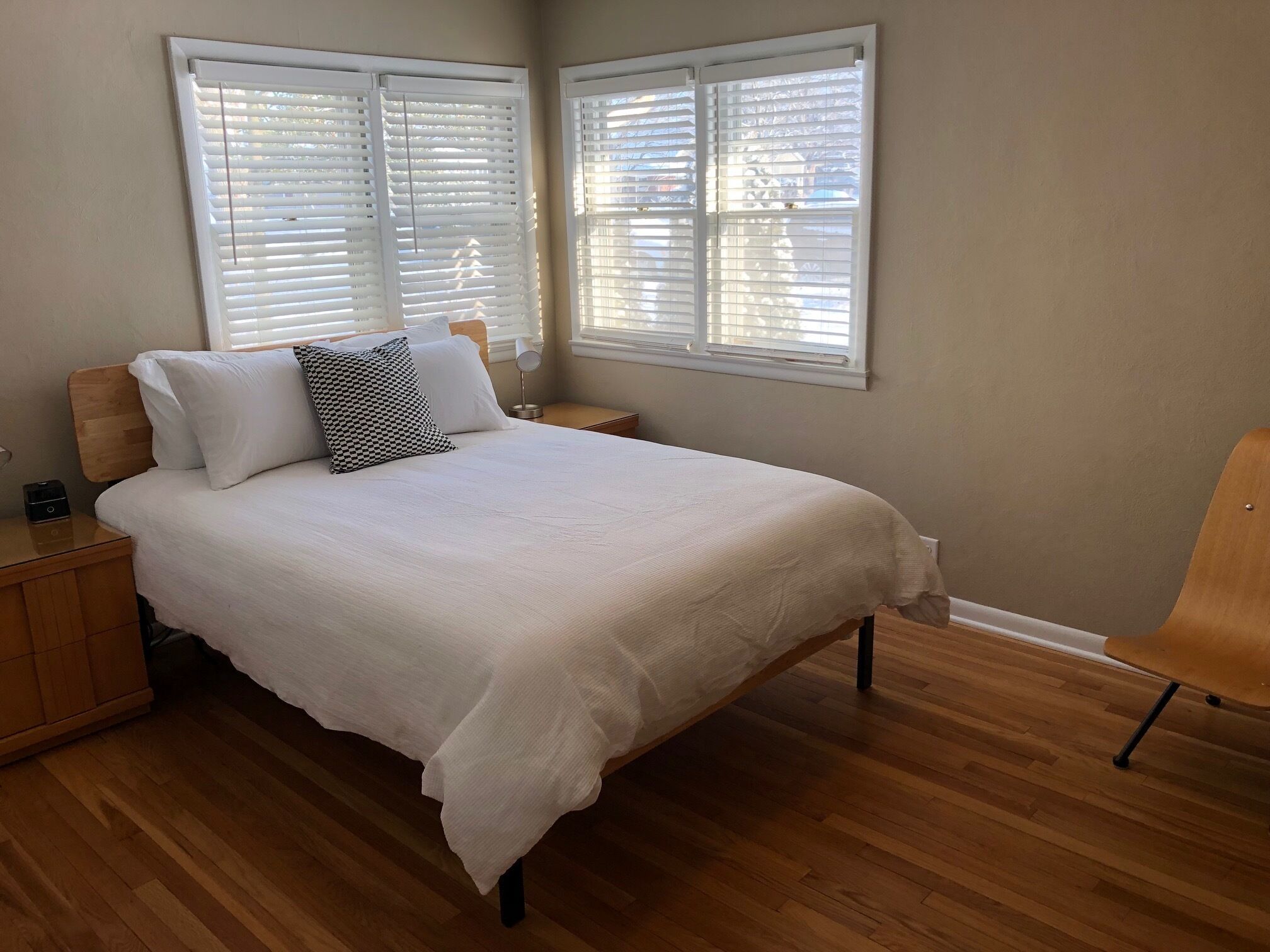 Huddle, Cuddle, and Boiler Up - Steps from Purdue Campus