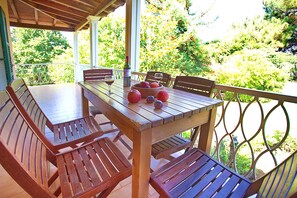 Outdoor dining - Villa With Private Pool And Sea Views ***** (Corfu)