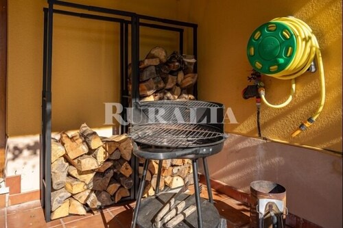Casa África - country house with garden in Cuerres (Ribadesella)