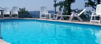 Bel appartement dans Villa Eleonora avec piscine, Piteglio, PT, Italy